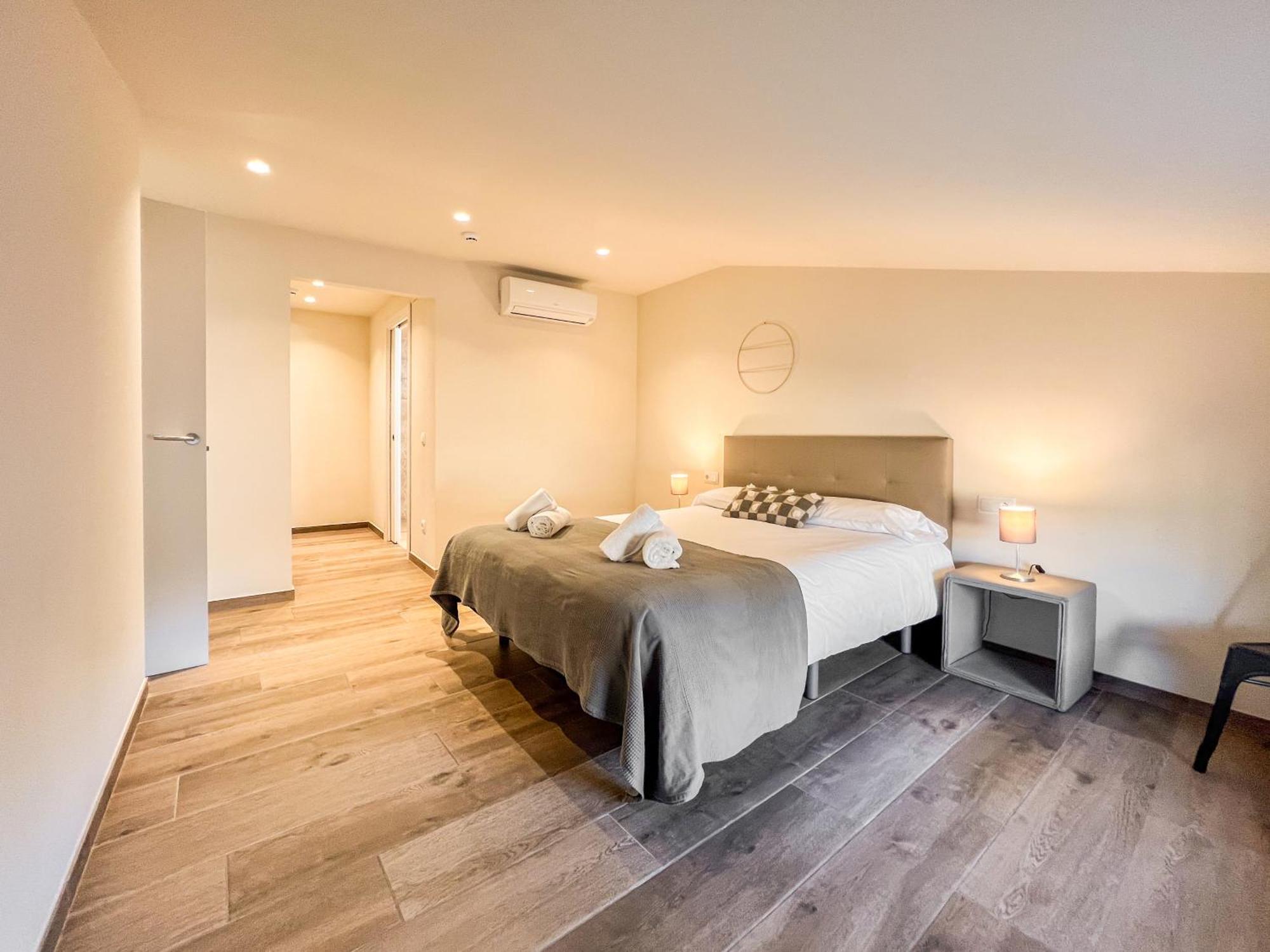 Cintet 3 Con Terraza En Apartment *