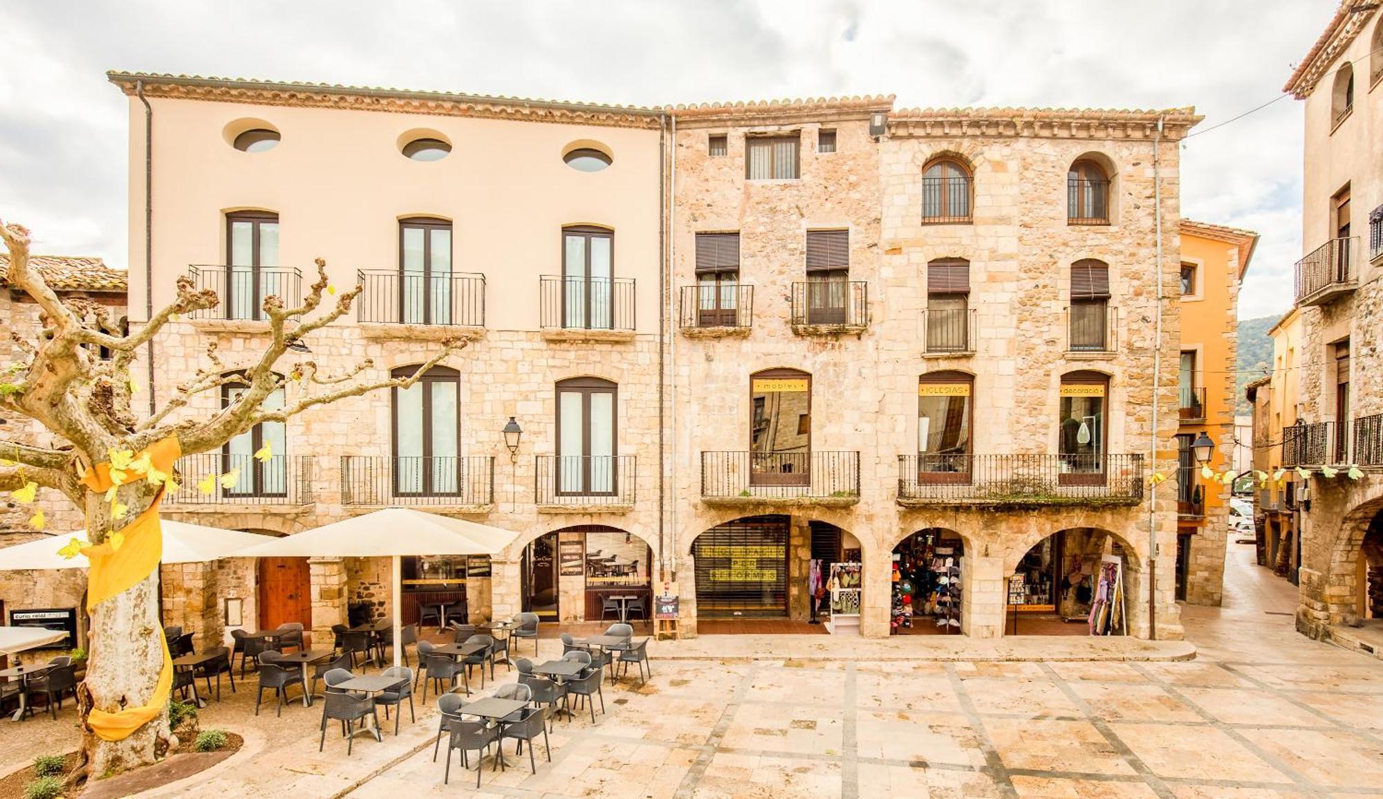 Cintet 3 Con Terraza En * Besalu
